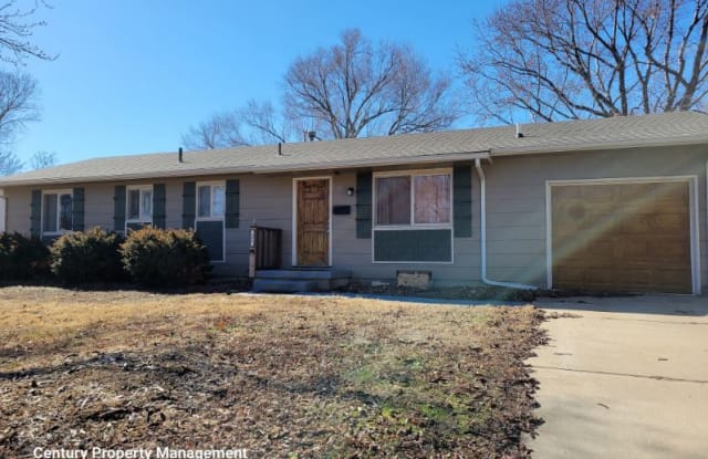 981 Brownthrush - 981 North Brownthrush Lane, Wichita, KS 67212
