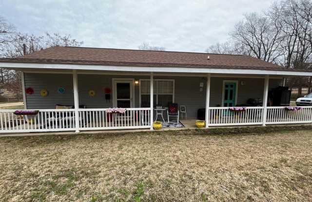 Section 8 Only 2006 Home photos photos