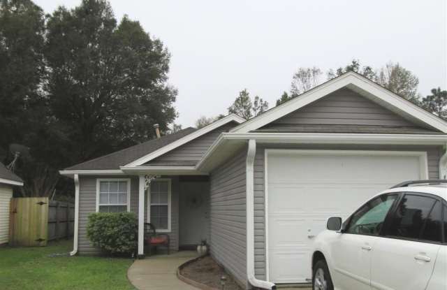 1649 Governors Dr photos photos