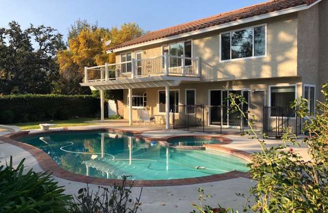 29126 Laro Drive Gallery 3