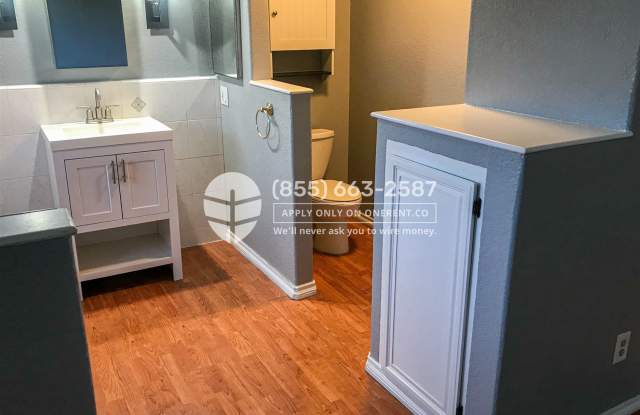 8650 Meadow Brook Avenue Unit B Gallery 3