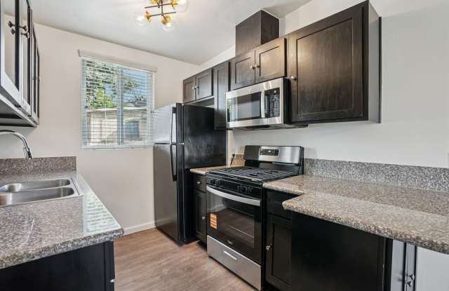 2249 W. 24th St (B) photos photos