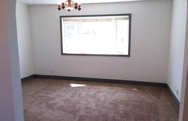 221 Bridge Street photos photos