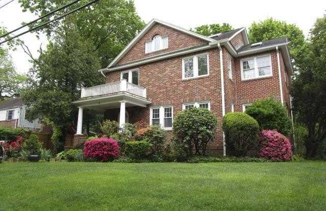 79 Red Ground Road photos photos