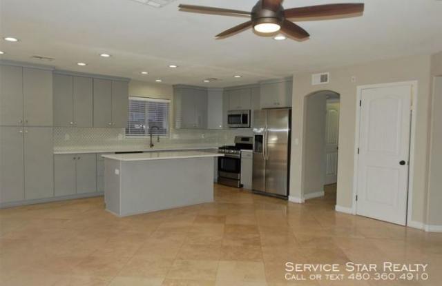 3129 E Wescott Dr Gallery 3