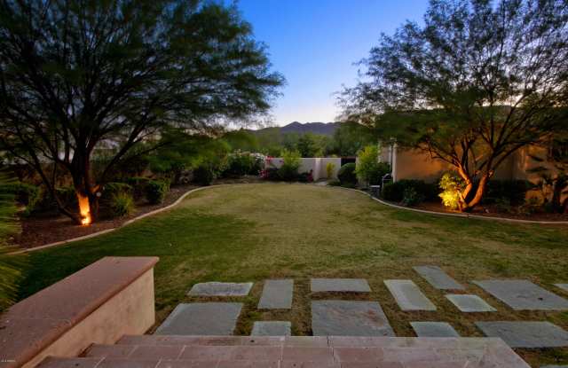 5401 E Mockingbird Lane - 5401 East Mockingbird Lane, Paradise Valley, AZ 85253