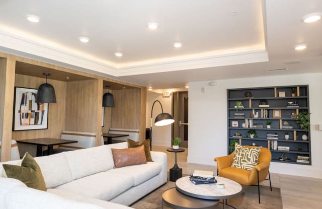 The Mint 425 Apartments Gallery 4
