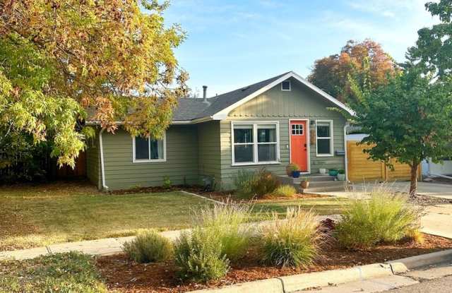 Downtown Loveland Home with Garage and Spacious Backyard - 631 East 12th Street, Loveland, CO 80537