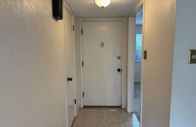 1506 Douglas Dr Gallery 3