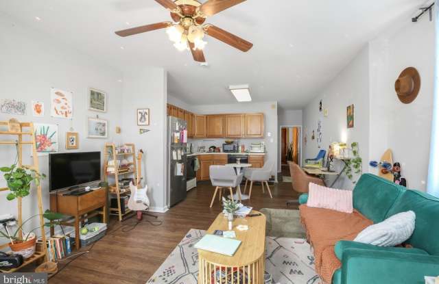 2220 ALMOND Street - 2220 Almond Street, Philadelphia, PA 19125