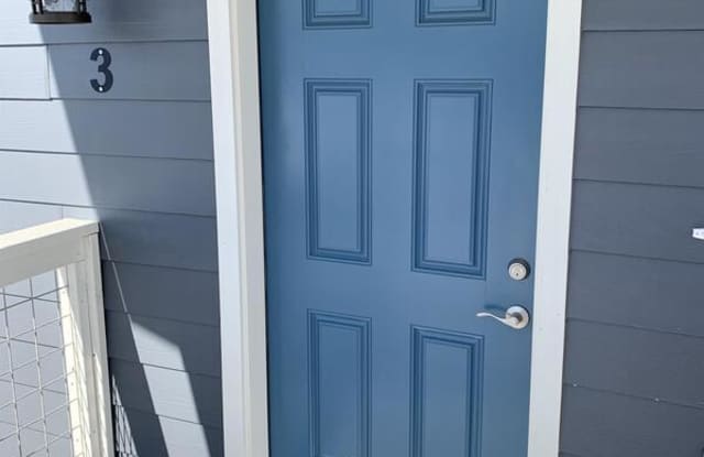 800 Gibbon Street - 3 photos photos