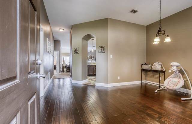 3816 Winding Way Gallery 3