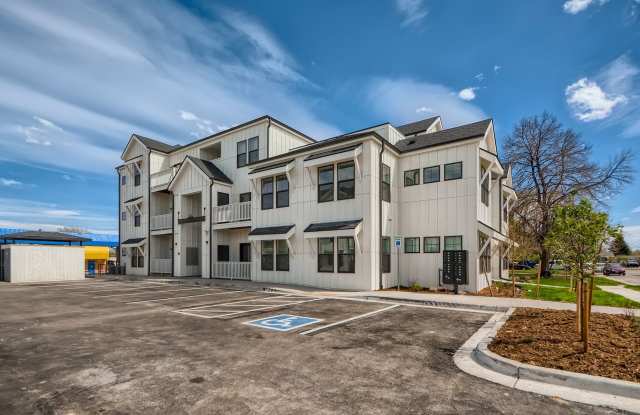 5290 W Arizona Ave photos photos