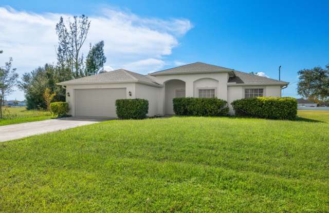 Beautiful SW Home Available October - 1212 Southwest 15th Place, Cape Coral, FL 33991