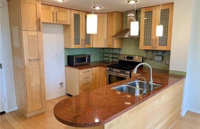 21141 Skylark Drive Gallery 3