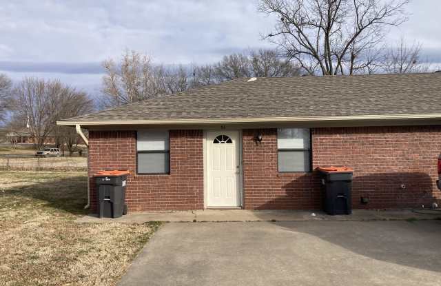 32 West 4th Street - 34 - 32 West 4th Street, Mulberry, AR 72947