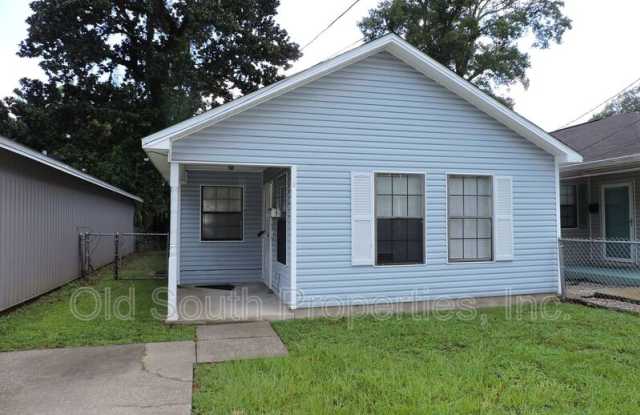 119 N Reus St. photos photos