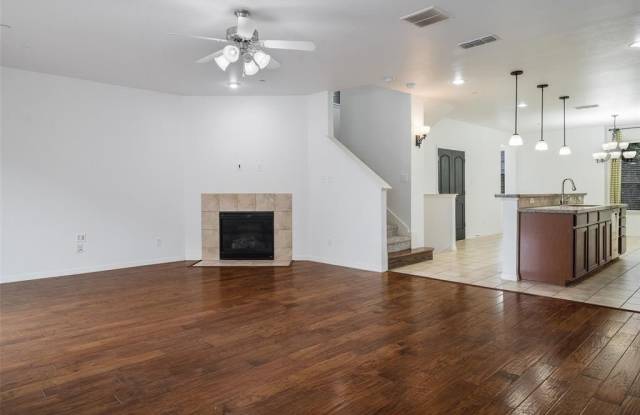 3880 Everwood Lane Gallery 4