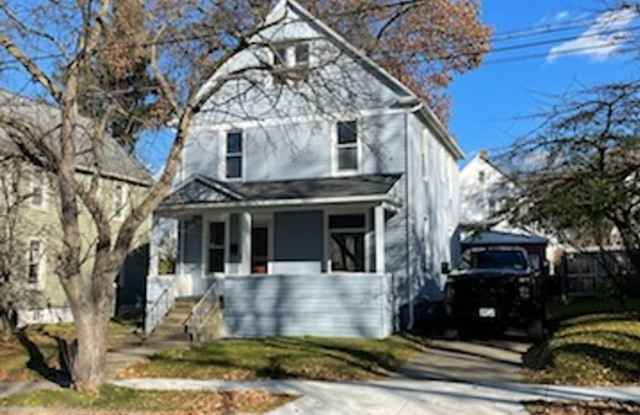 Spacious Home in a Great Neighborhood Gallery 3
