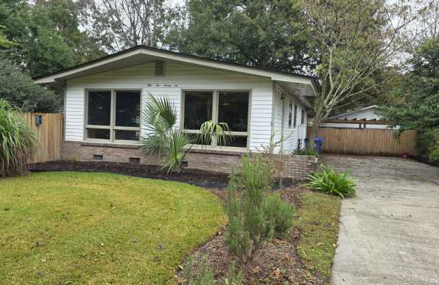 5226 Ashcroft Avenue photos photos