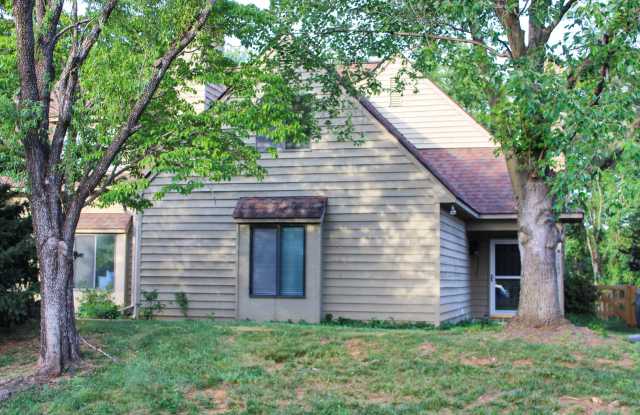 Contemporary duplex with first floor primary photos photos