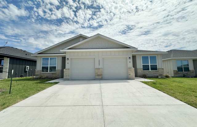 NEW CONSTRUCTION DUPLEX! photos photos NEW CONSTRUCTION DUPLEX! photos photos