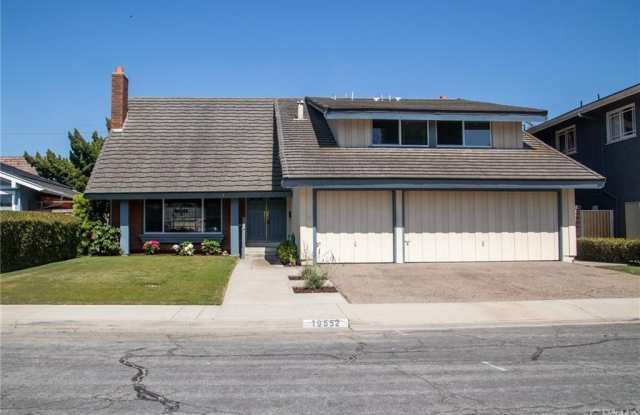 19552 Helena Circle - 19552 Helena Circle, Huntington Beach, CA 92646