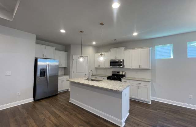 2422 Capri Court Gallery 4