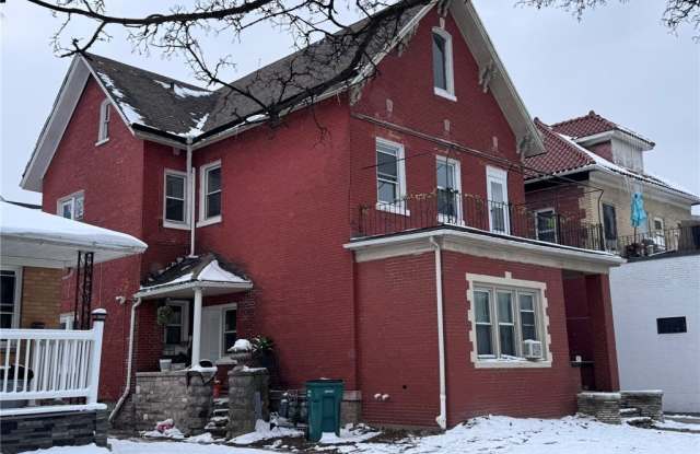 856 Niagara Street unit: Upper Front photos photos 856 Niagara Street unit: Upper Front photos photos