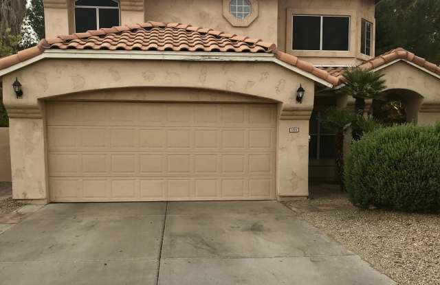 1526 S LONGMORE Court - 1526 South Longmore Court, Chandler, AZ 85286