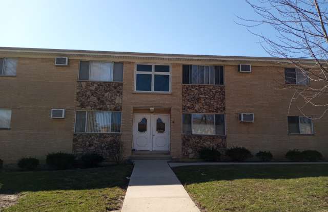 9 West Walnut Court Gallery 2