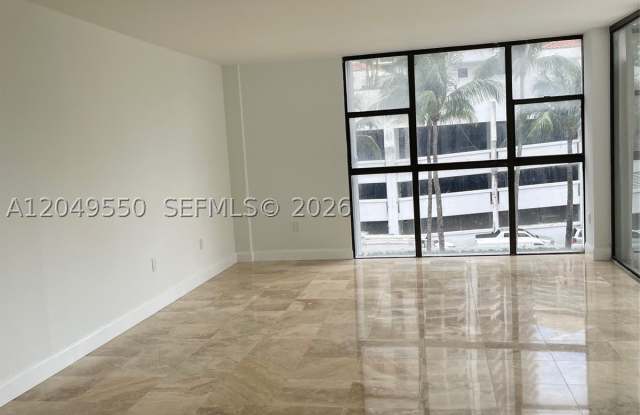 3731 N Country Club Dr Gallery 2