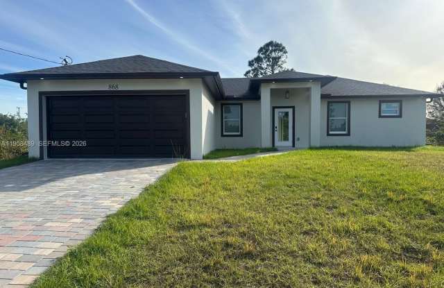 868 Cervantes photos photos