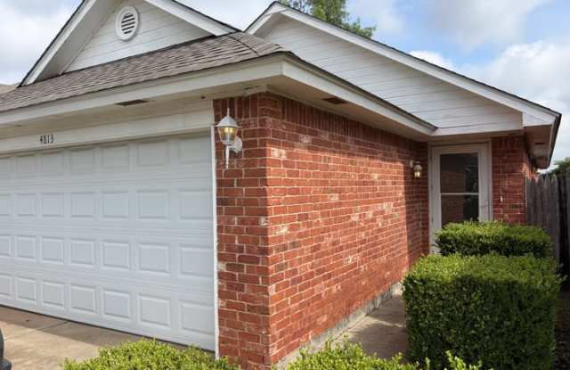 4813 Southeast 89th Terrace photos photos