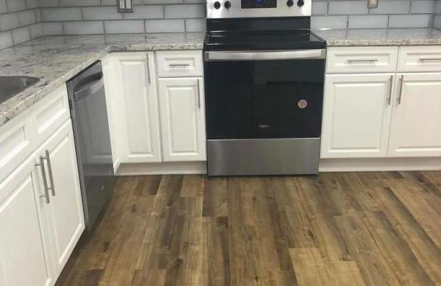 1 STONEHENGE CIR #2 Gallery 3