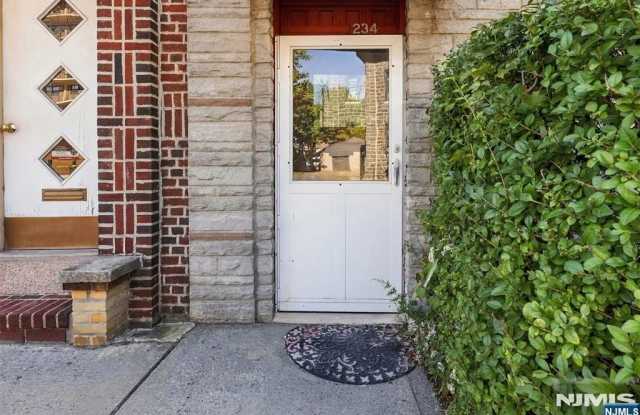234 Oakdene Avenue Gallery 3