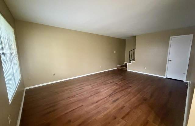 8790 Glen Meadow Gallery 2