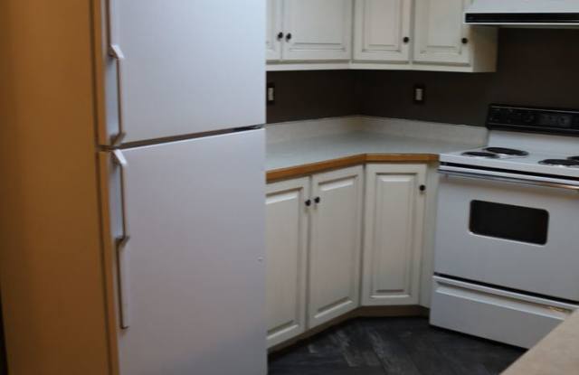 98  N. Garden Park  Unit 22 Gallery 3