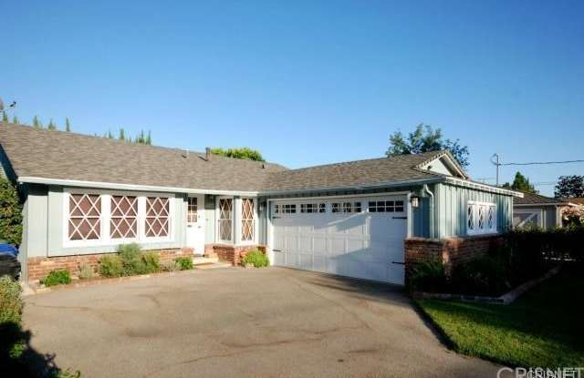 5526 Rhodes Avenue - 5526 N Rhodes Ave, Los Angeles, CA 91607