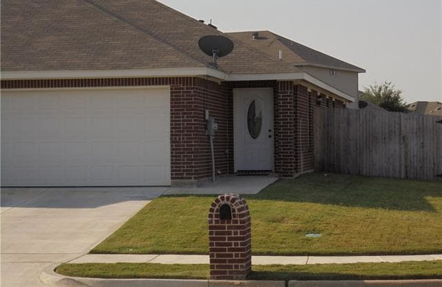 456 Canvas Court - 456 Canvas Ct, Crowley, TX 76036