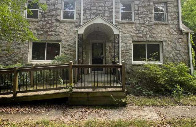 Charming 9 Bedroom Home Located In Raleigh NC!!! photos photos