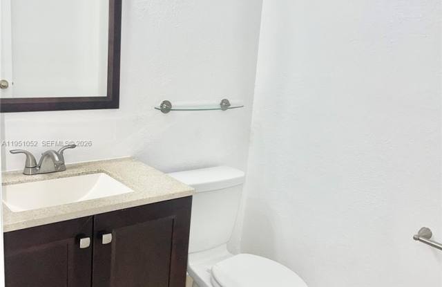 4321 SW 160th Ave photos photos