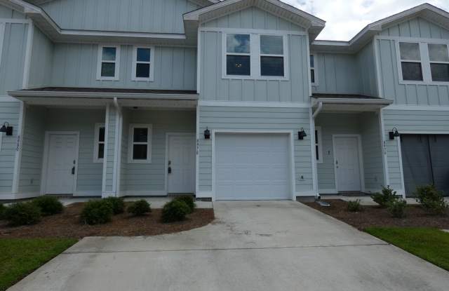 3-Bedroom Townhome - Admiral's Quarters photos photos
