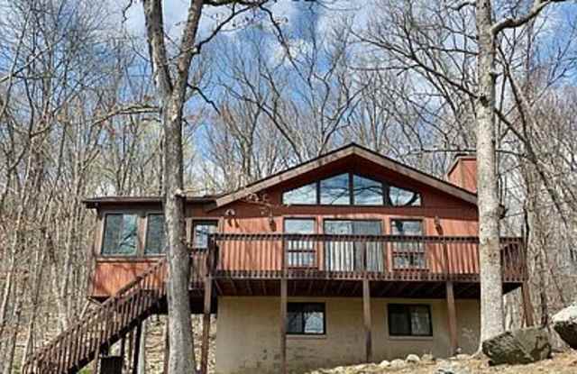 5905 Decker Road - 5905 Decker Road, Saw Creek, PA 18324