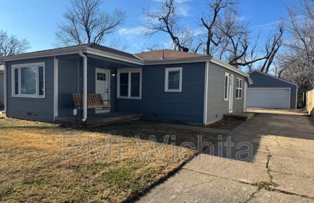 923 N Sheridan St - 923 North Sheridan Street, Wichita, KS 67203