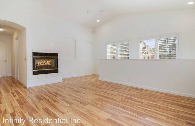 3405 East Hammond Circle Unit A Gallery 4