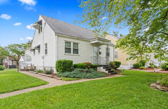 Beautiful renovated home in Schnitzelburg photos photos