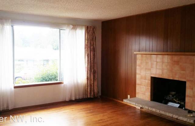 7311 228th St SW Gallery 4