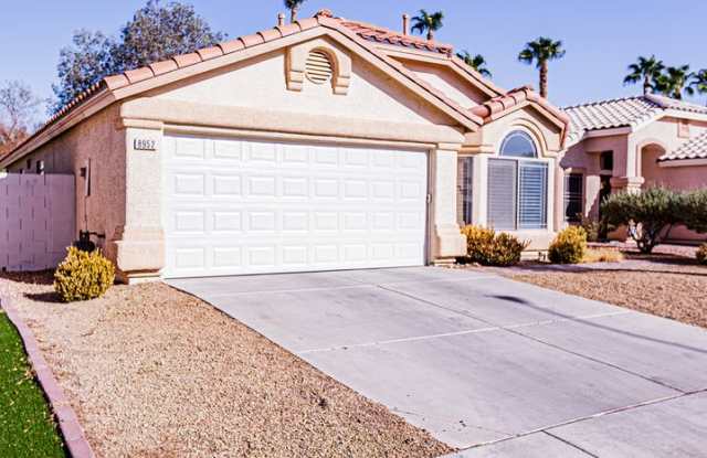 1 Story home located in Silverado Ranch Gallery 3