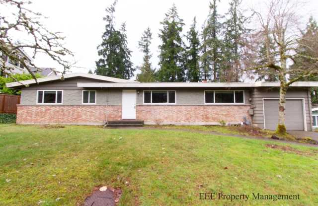 Bellevue Home in Phanton lake Area photos photos